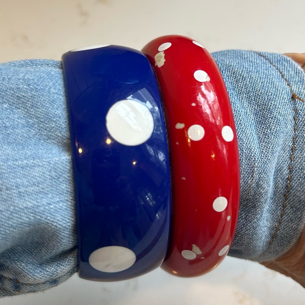 Vintage pair of 60’s polka dotted bangles